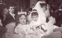 GHISLAINE A DROITE JOUR DU MARIAGE DE RAYMOND NIETO ET LOUISETTE BROTONS EN 28 04 1962